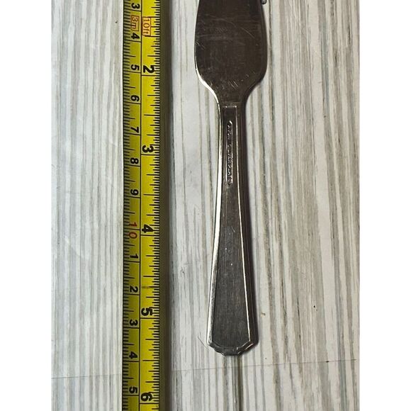 Vintage‎ Avon Silver plate Solid Petite Server 5 3/8" Silverware - Picture 6 of 6